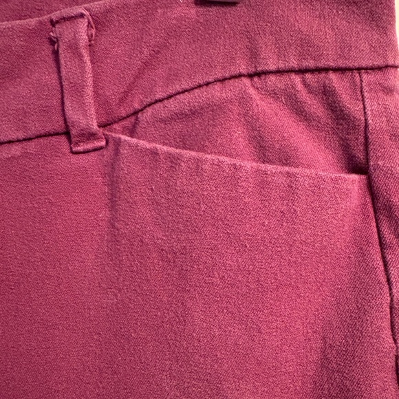 Old Navy Pixie Mid Rise Ankle Pants Purple Fuchsia - Picture 6 of 8